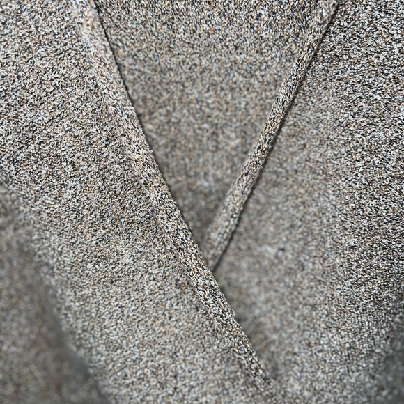 Free People Sweater Women’s Small Gold Plunging V-Neck Blended Fabric NWT - Picture 10 of 15